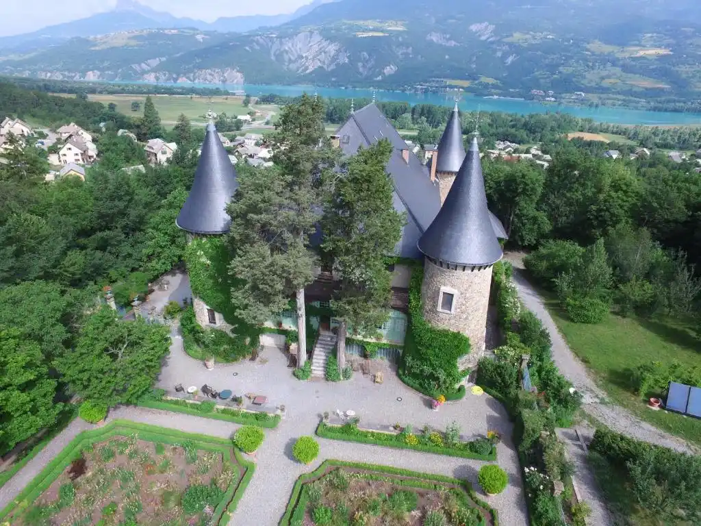 Chateau Picomtal - Lodge Fly Fishing in France
